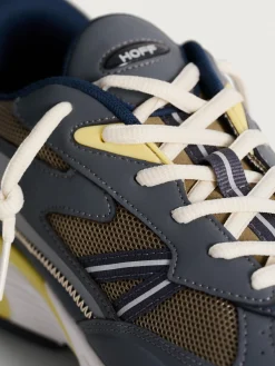 State<HOFF GRAND CENTRAL