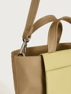 Nylon|Shoppers<HOFF GRAND CENTRAL