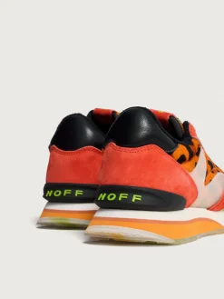 Art<HOFF ORANGE LADY